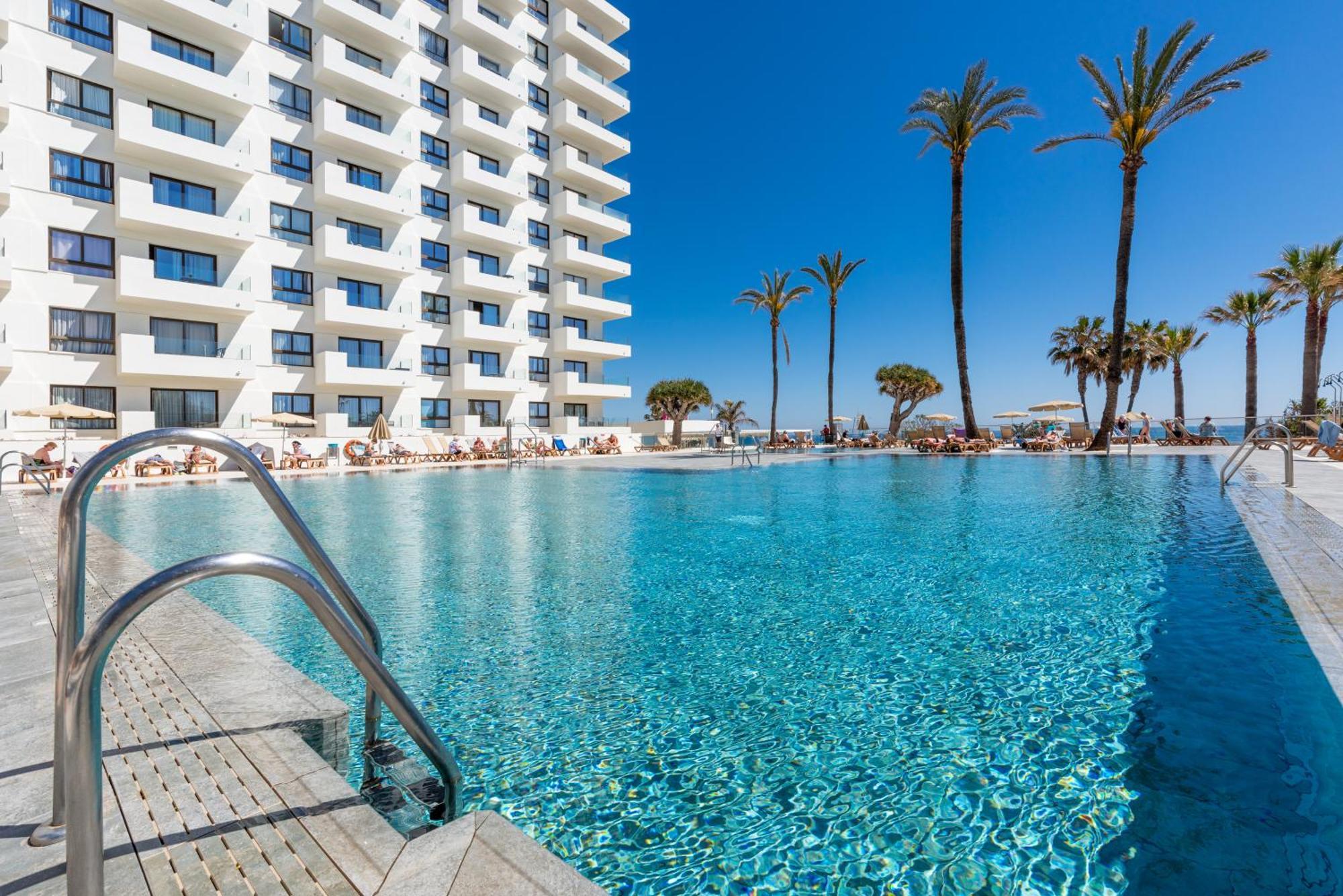 Wintowinrentals Executive Apt In Ocean House Complex Torremolinos Exterior photo